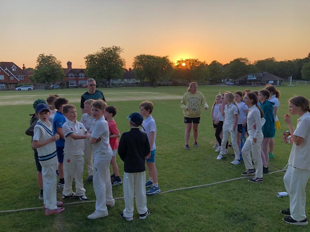 This image has an empty alt attribute; its file name is U1011.jpg